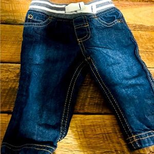 CARTERS BABY JEANS SIX MONTHS